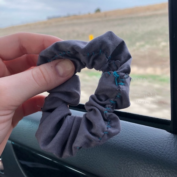 SCRUNCHIES!!! - Picture 7 of 8